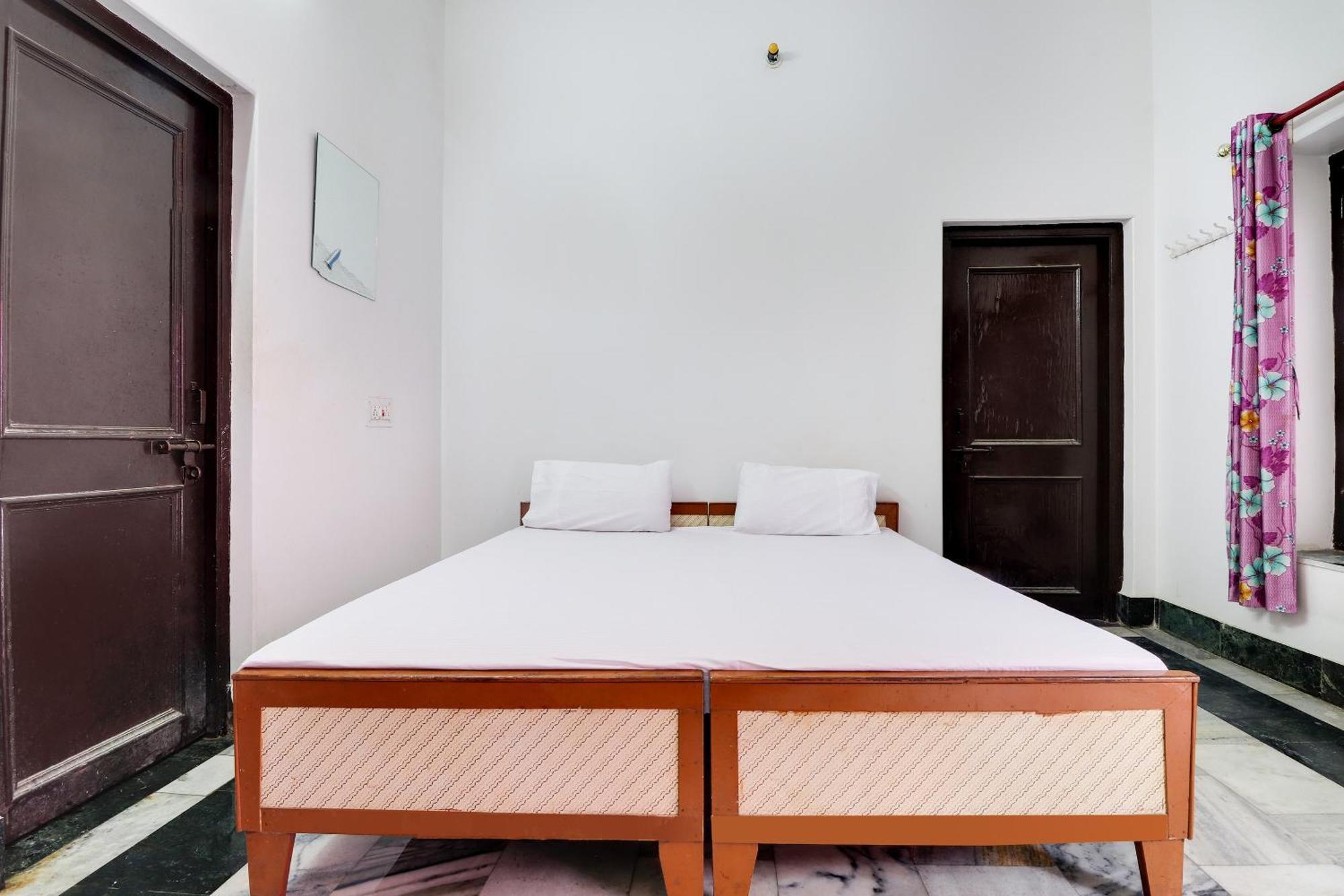 Hotel O Hanuman Bagh Ayodhya Exterior foto